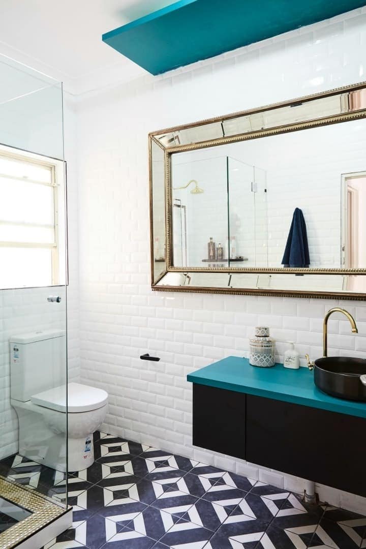 house rules 2017 aaron and daniella charity home bathroom