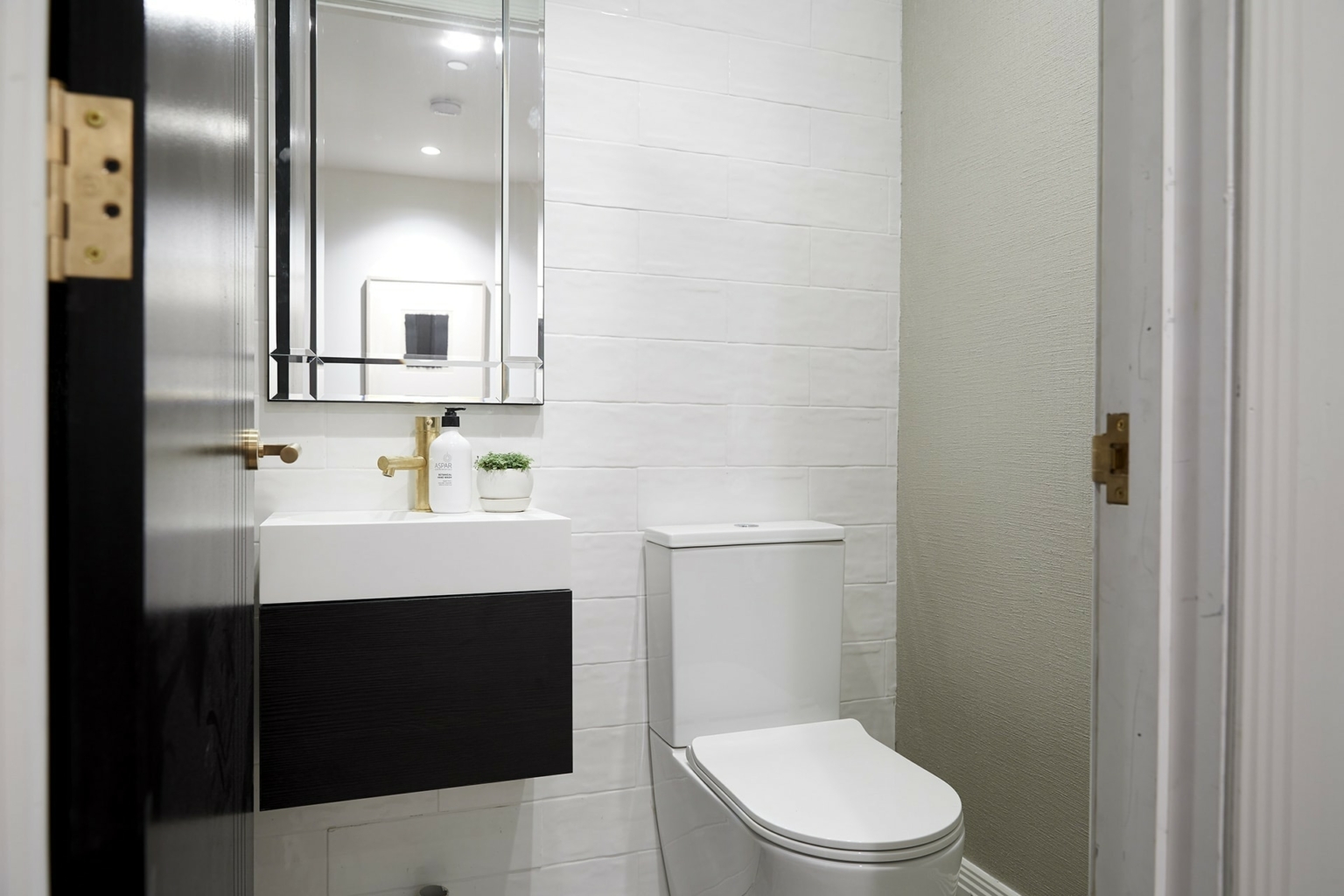 The Block 2018 Hallway, Laundry, Powder Rooms