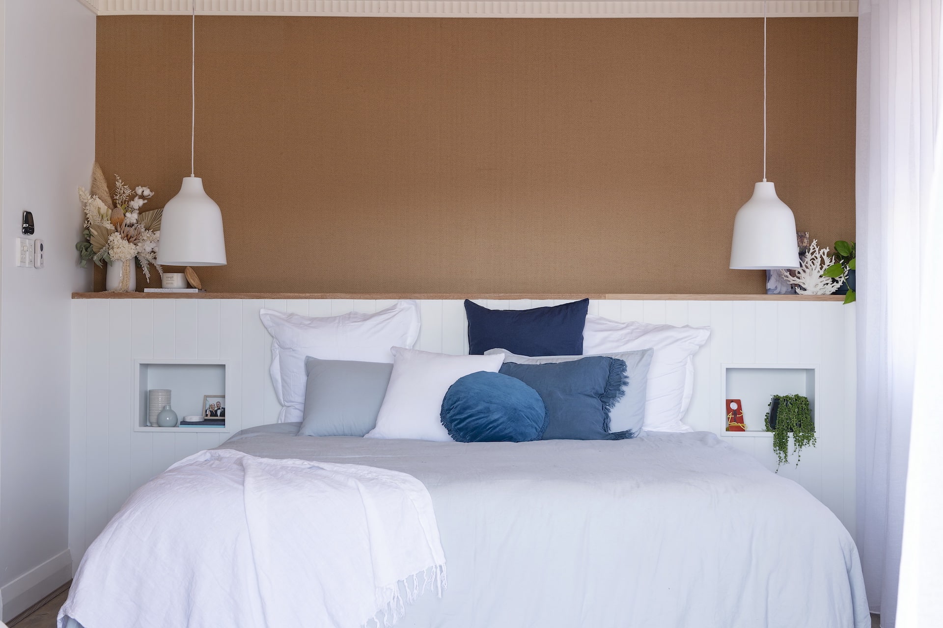 house rules 2020 tanya and dave reveal coastal hamptons master bedroom with beige feature wall