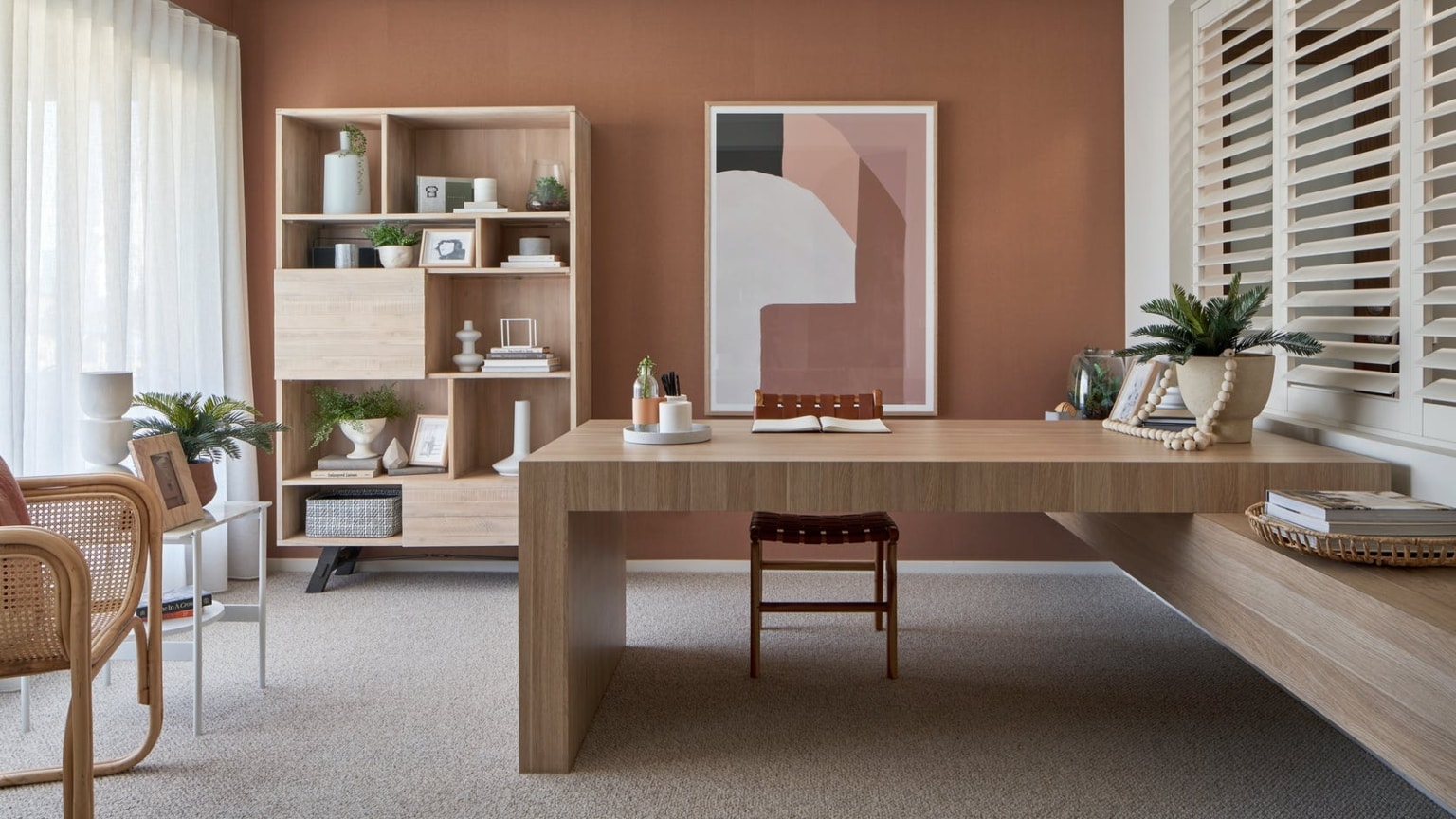 Custom Built In Desk Ideas for The Perfect Home Office Setup