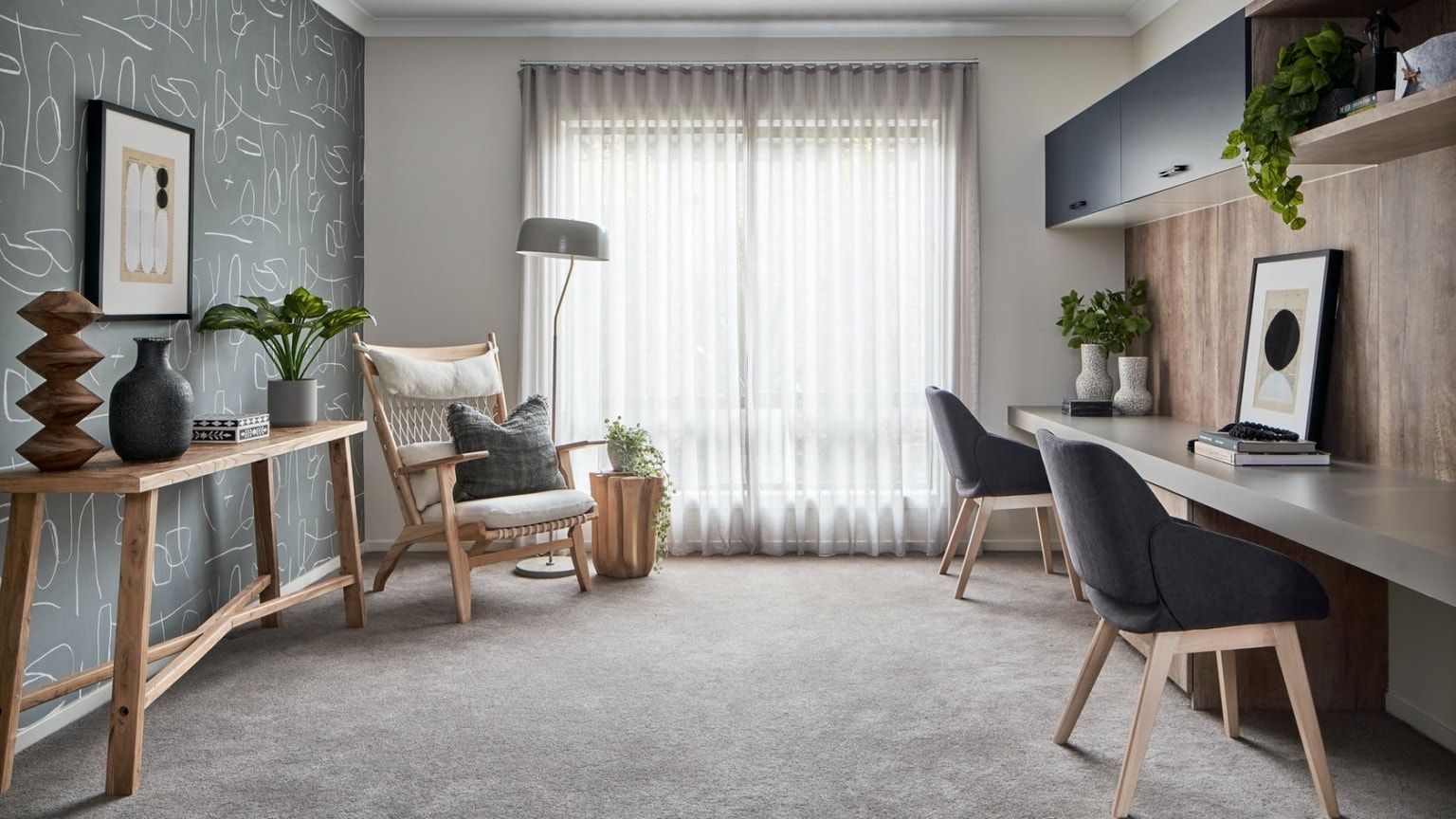 Custom Built In Desk Ideas for The Perfect Home Office Setup