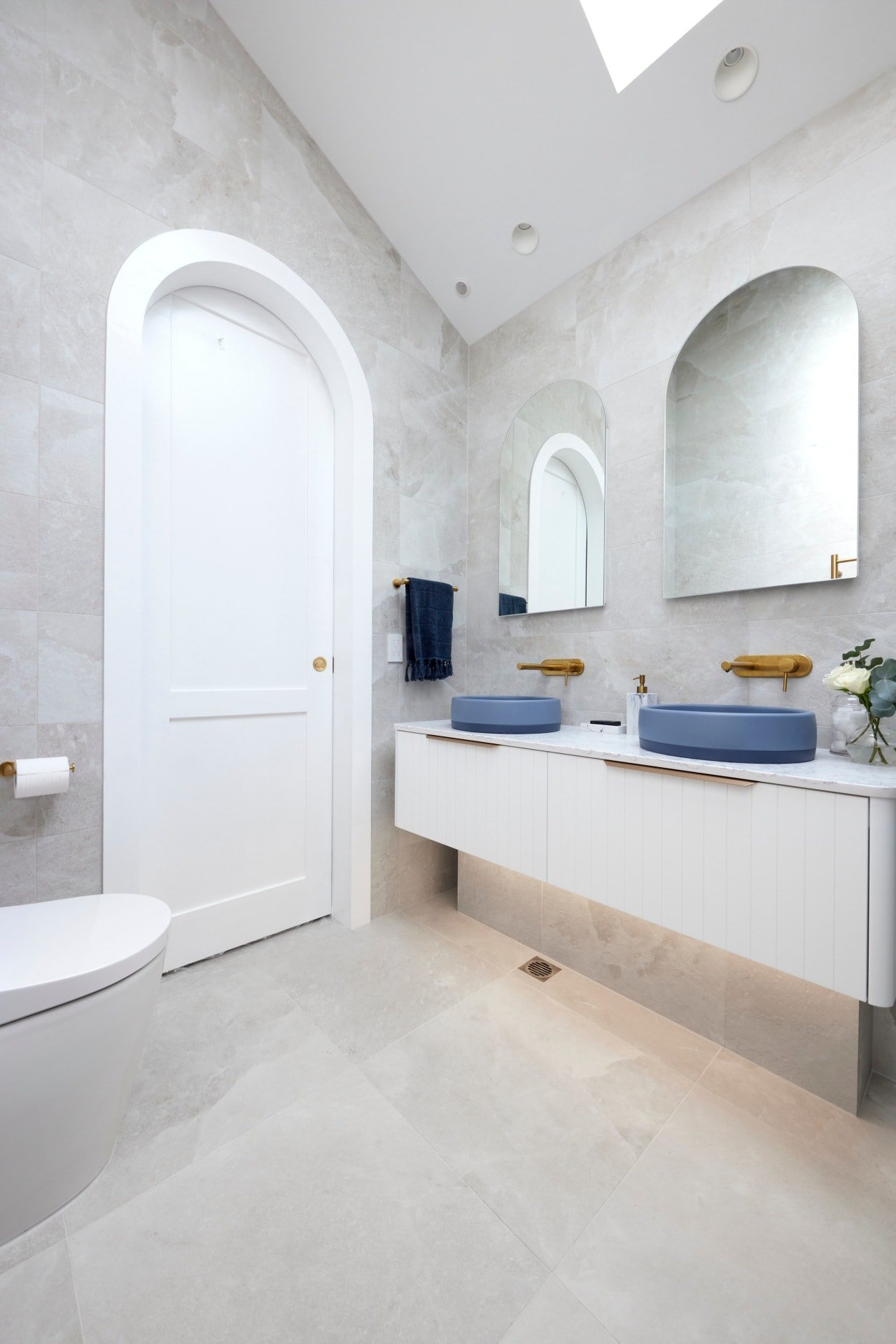 The Block 2021 Winners, Plus The Season's 10 Best & Worst Moments Revealed 1 the block 2021 kirsty and jesse master ensuite with arched doorway and grey wall tiles