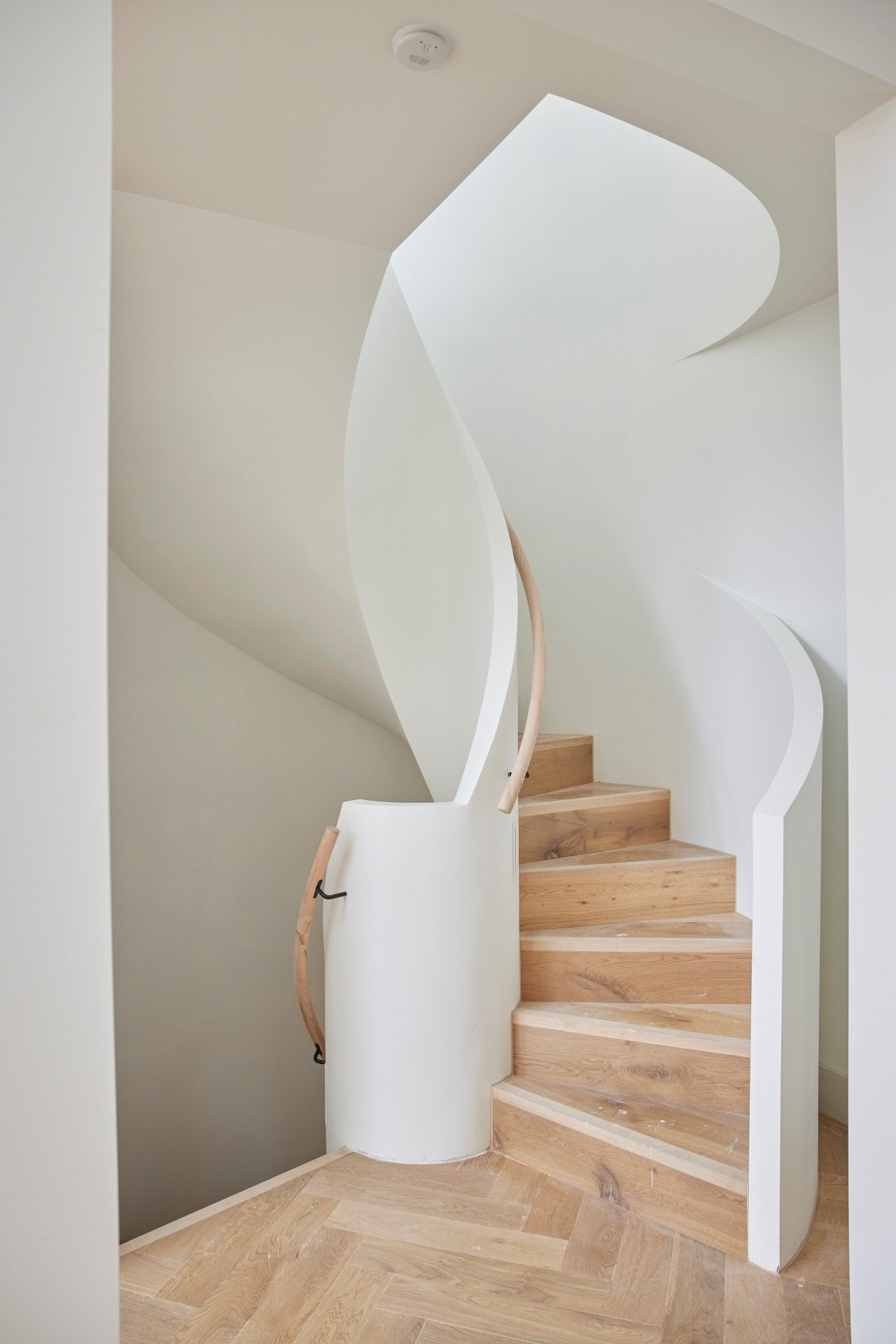 the block 2021 ronnie and georgia spiral staircase