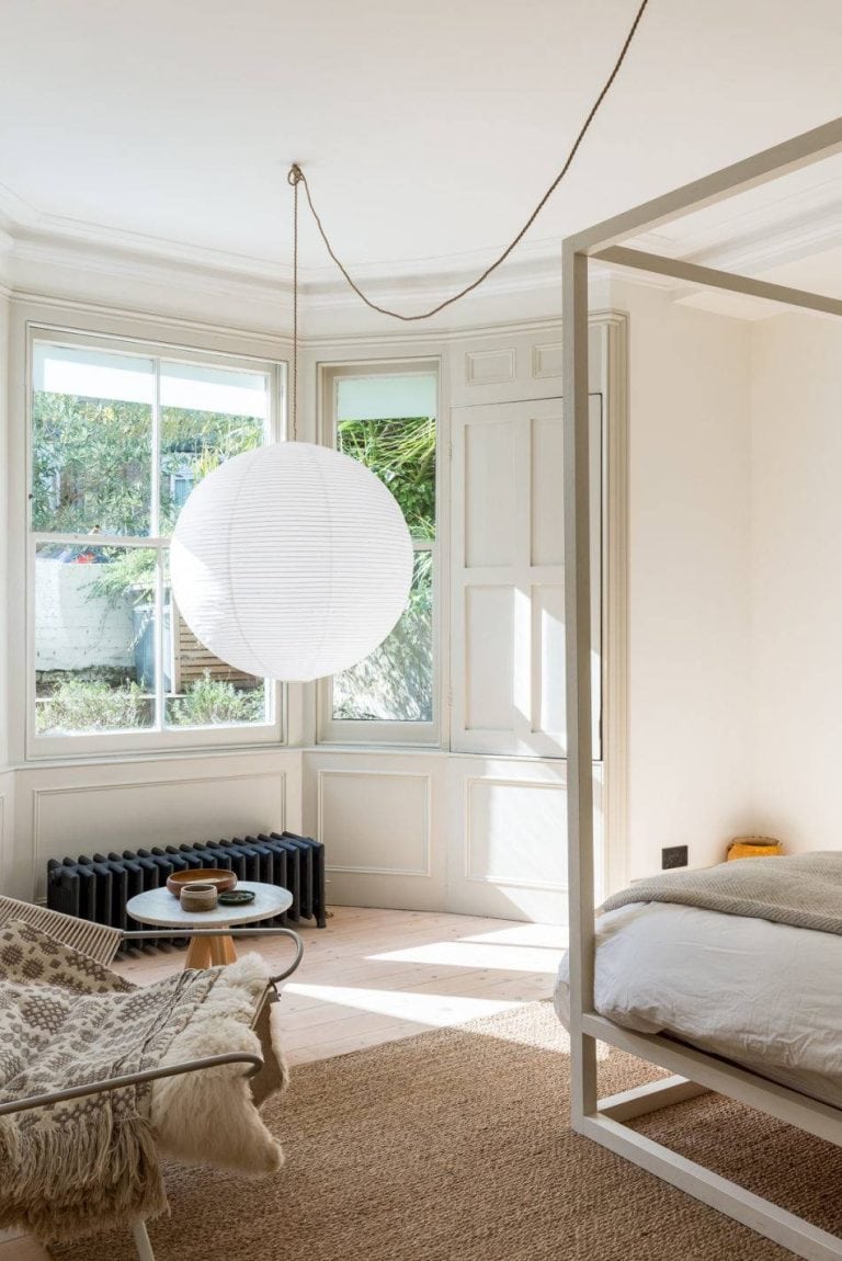 30 Best Ideas for Decorating a Rental Bedroom