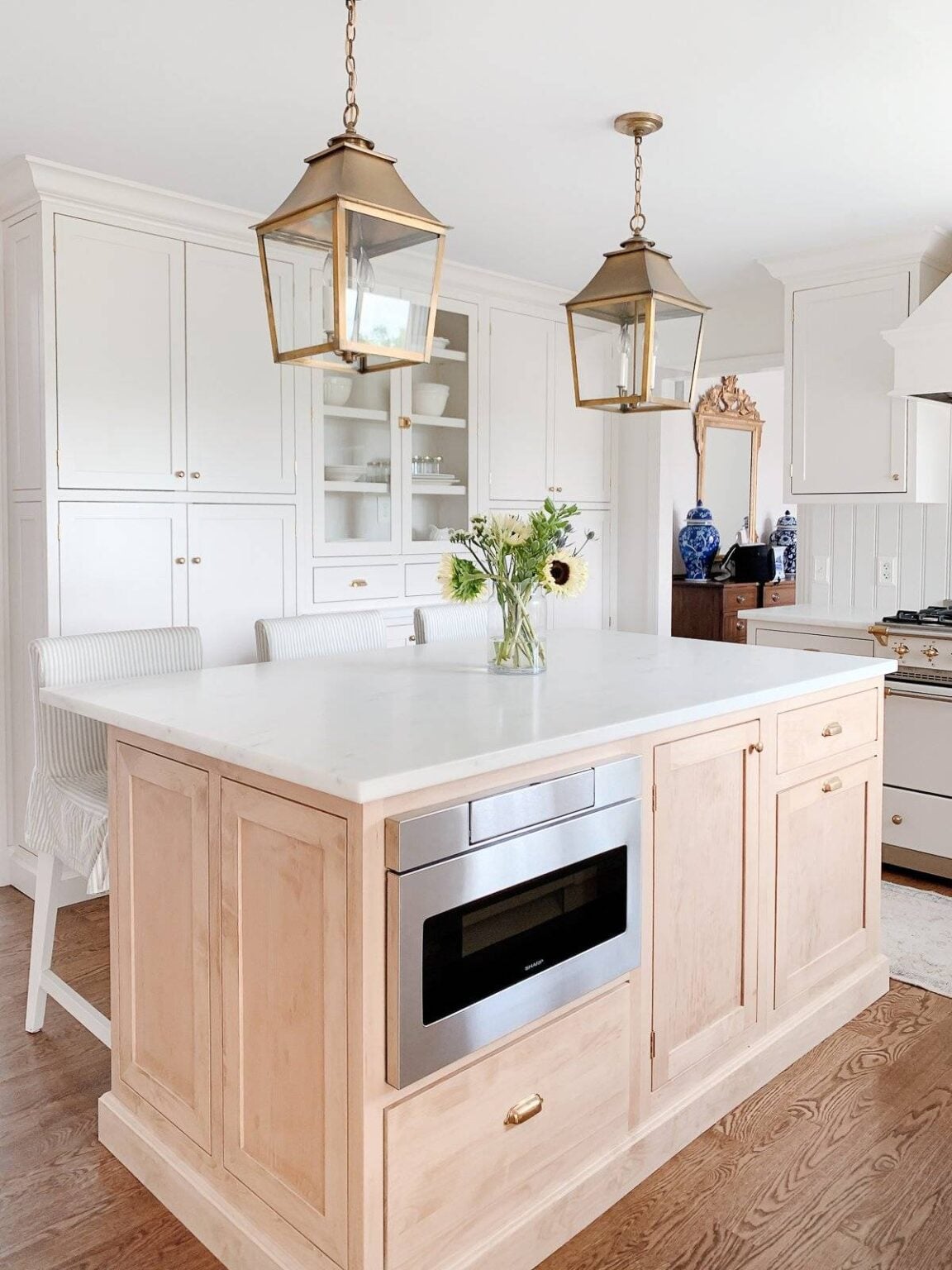 Where to Put a Microwave in Kitchen: 12 Best Ideas