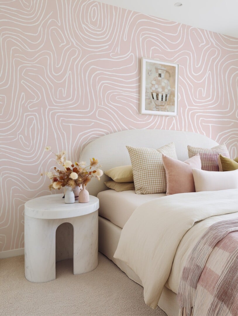 Ultimate Wallpaper Guide: 25 Ideas, Expert Advice and Where to Shop 6 pink and white handdrawn lines wallpaper for teenage girls bedroom